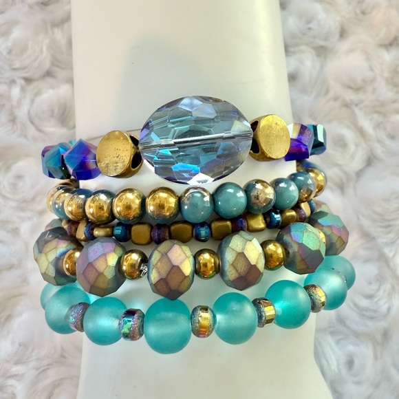 Multicolor Handmade Beaded Bracelet Set - Picture 2 of 5